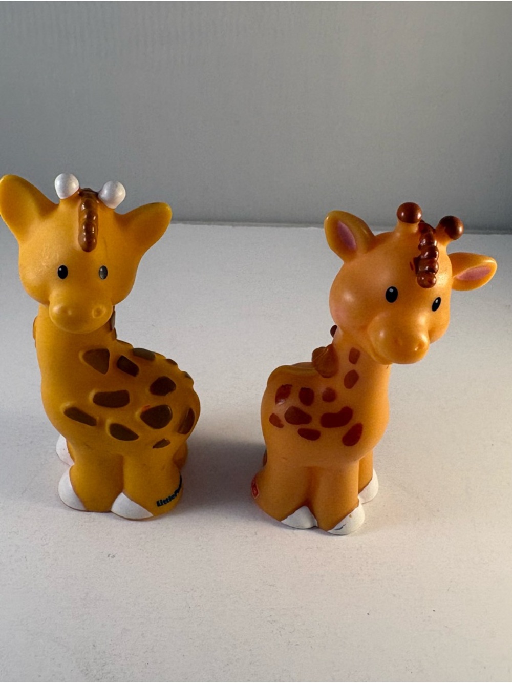 Lot Of 2 Fisher Price Little People Noah's Ark Zoo‎ Animals Pair of Giraffes